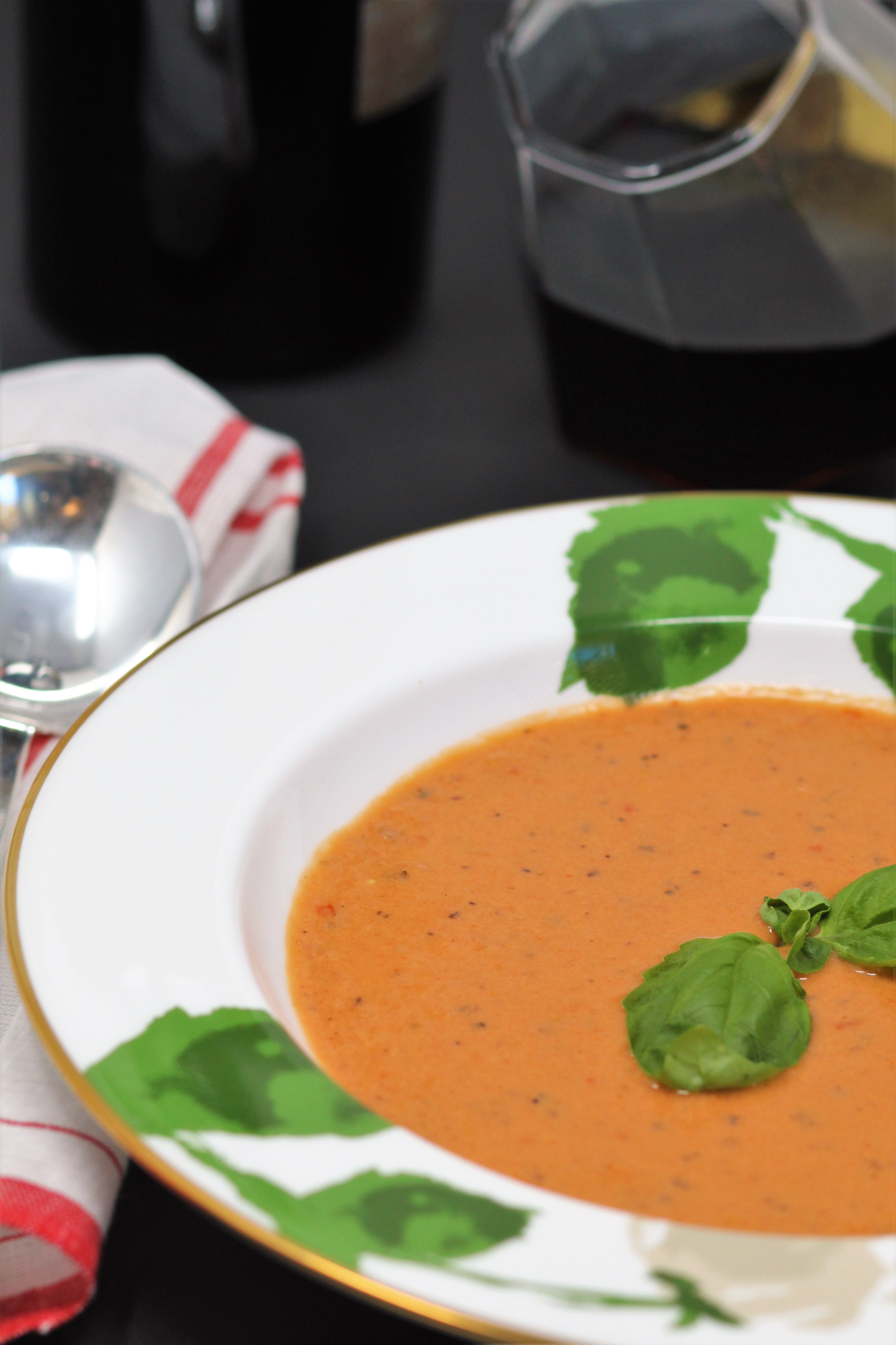 The BEST Healthy Creamy Tomato Soup